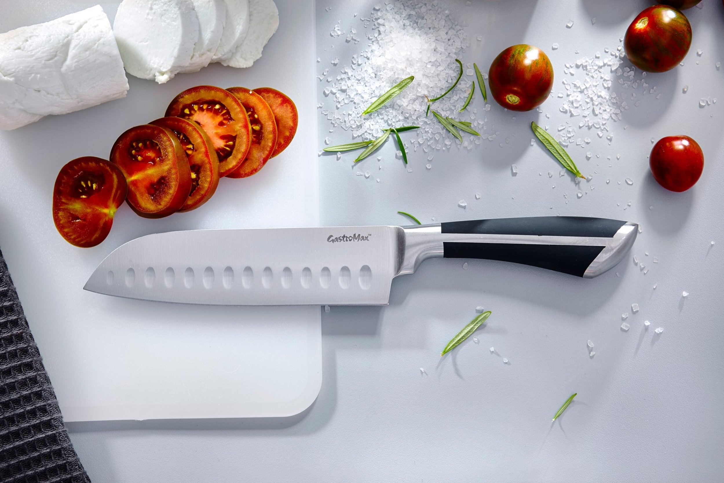 Knivar & skärbrädor